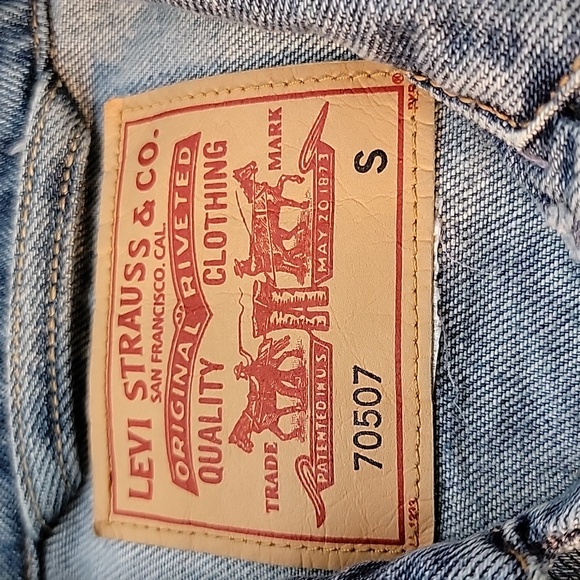 Levi's Blue Denim Jacket - Picture 2 of 11